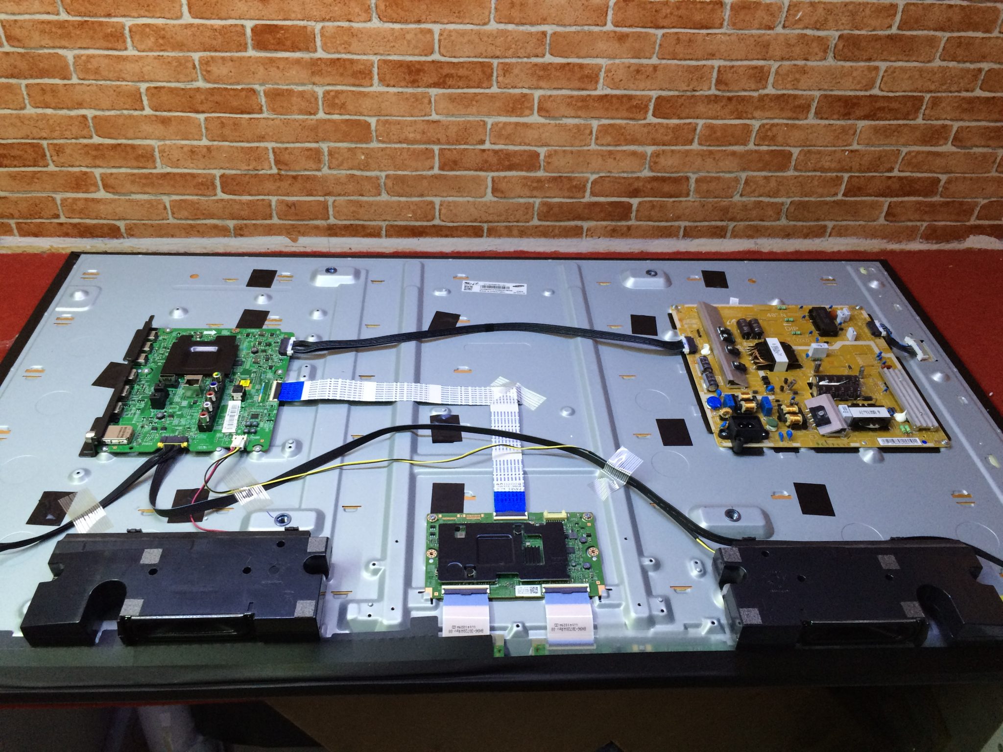 Services Best Sony Samsung Lg Mi TV Repair Service at Home in Dhaka